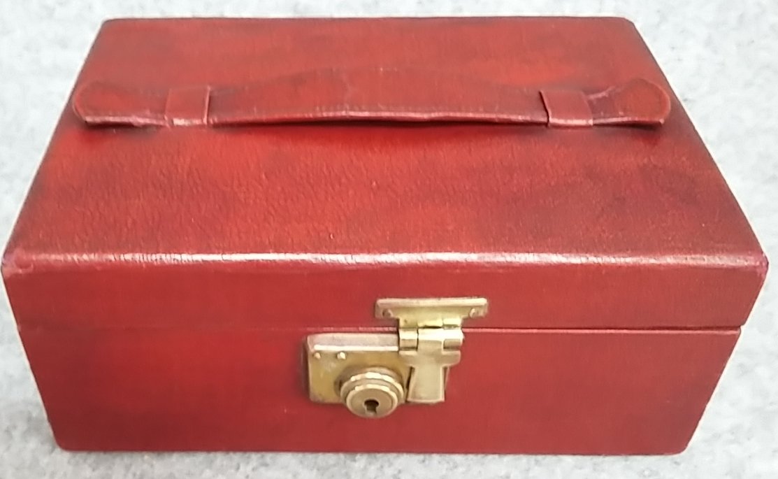 Jewellery Box Red Faux Leather One Tray Working Latch Lock Vintage - Image 10