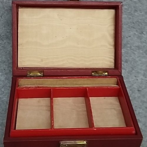 Jewellery Box Red Faux Leather One Tray Working Latch Lock Vintage - Image 9