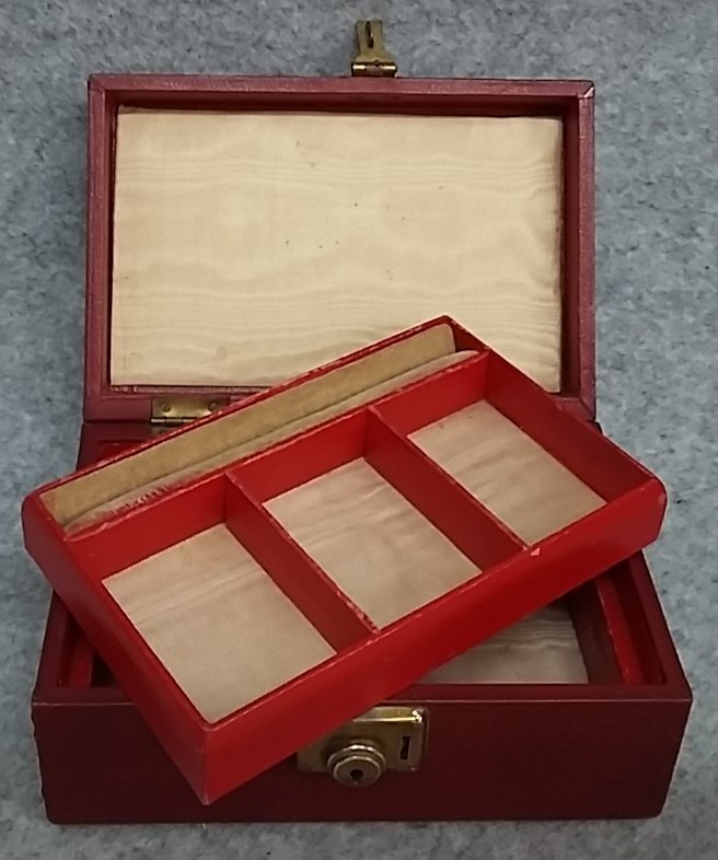Jewellery Box Red Faux Leather One Tray Working Latch Lock Vintage
