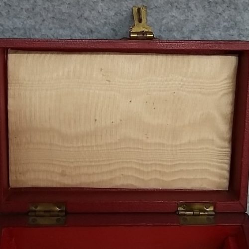 Jewellery Box Red Faux Leather One Tray Working Latch Lock Vintage - Image 4