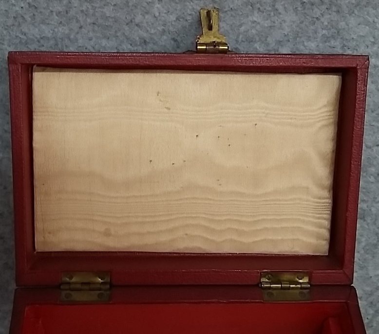 Jewellery Box Red Faux Leather One Tray Working Latch Lock Vintage