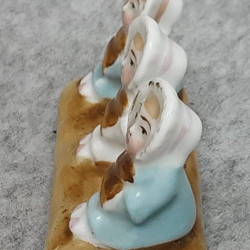 Victorian Fairing Hard Paste Porcelain 3 Little Seated Ladies Children Antique - Image 6