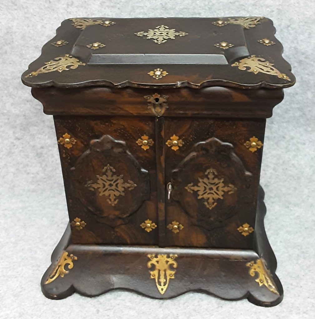 Table Cabinet Jewellery Sewing Vanity Box Papier Mache Brass 1850 Antique