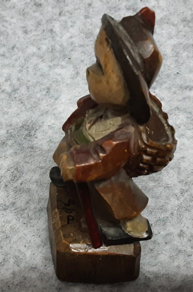 Anri Wood Carving Hand Painted Treen Tyrolean Spa Boy Singing Hiking - Image 4