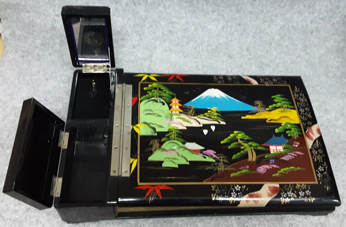 Photograph Album Music Box Black Lacquer MOP Tokyo Seiki Japan Vintage - Image 6