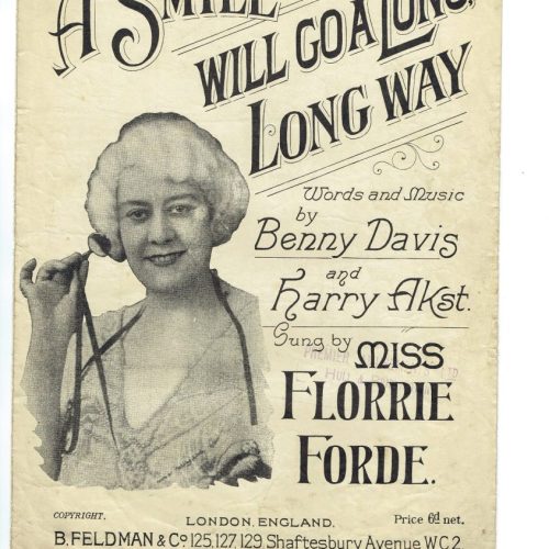 A SMILE WILL GO A LONG LONG WAY Benny Davis Harry Akst Sheet Music 1923 - Image 1