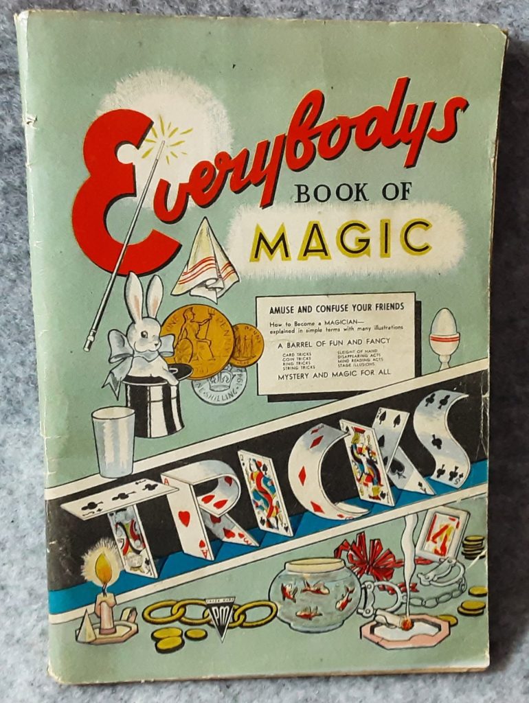 Everybodys Book of Magic Barry Robbins Illustrated James Ryan Vintage