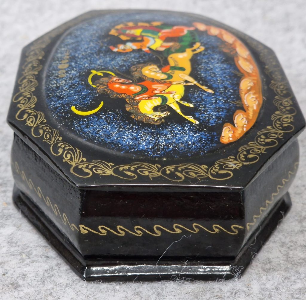Russian Flying Troika Hand Painted Papier Mache Lacquer Box Vintage