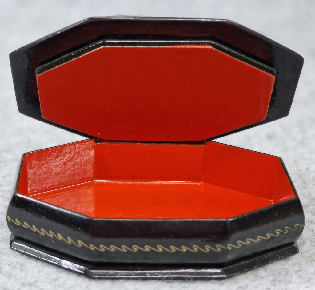 Russian Flying Troika Hand Painted Papier Mache Lacquer Box Vintage