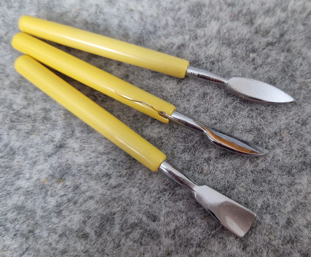Manicure Vanity Set Orange Round Catalin Plastic Budapest Insert Vintage