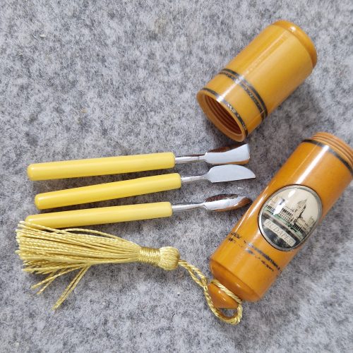 Manicure Vanity Set Orange Round Catalin Plastic Budapest Insert Vintage - Image 5