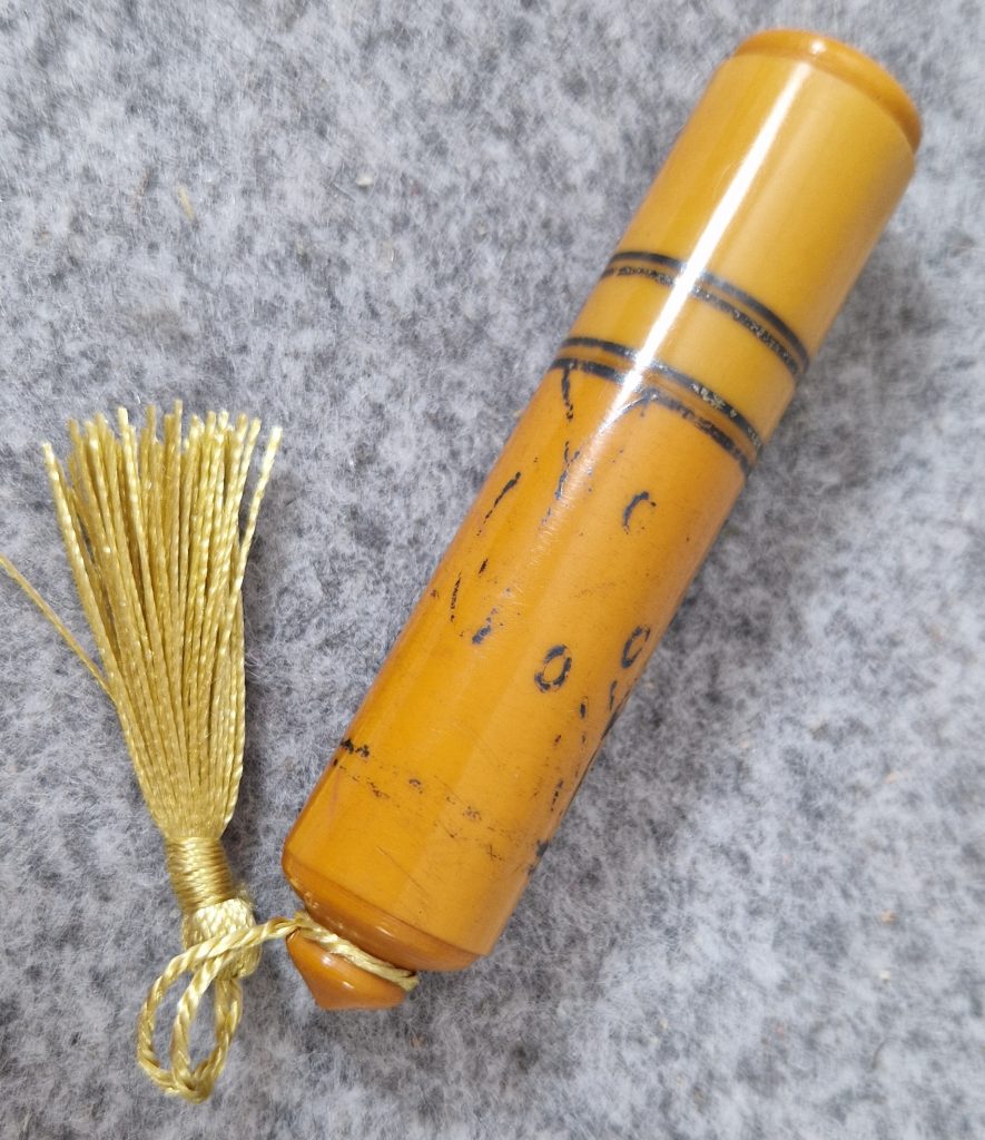 Manicure Vanity Set Orange Round Catalin Plastic Budapest Insert Vintage
