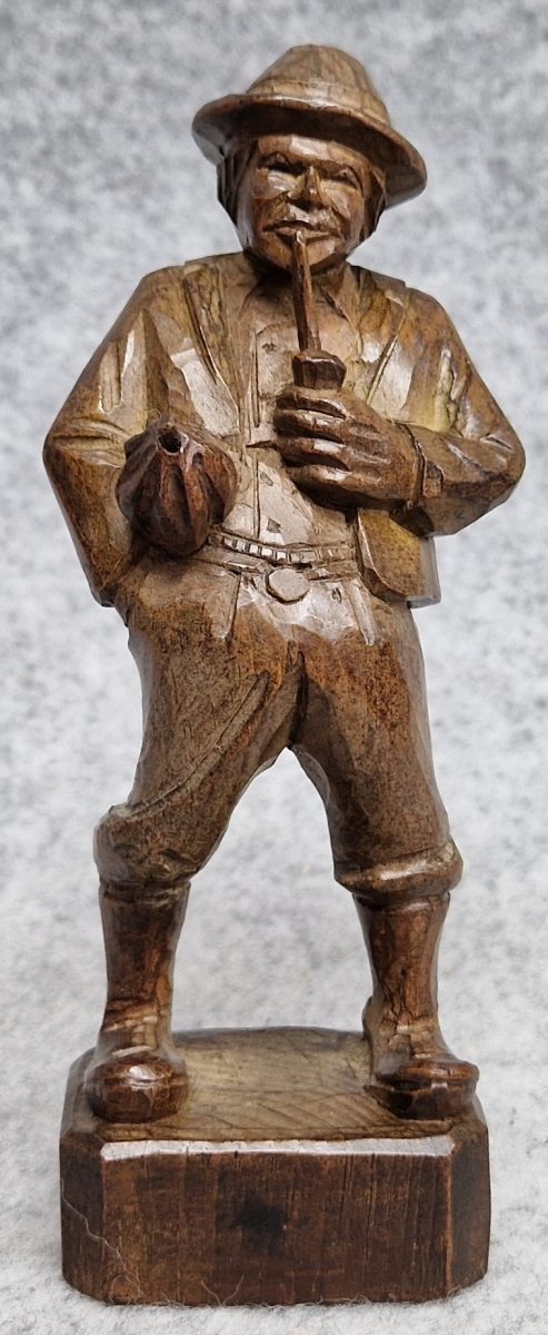 Anri Figure