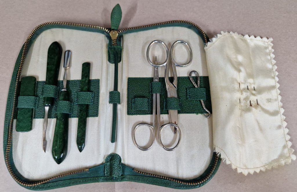 manicure set