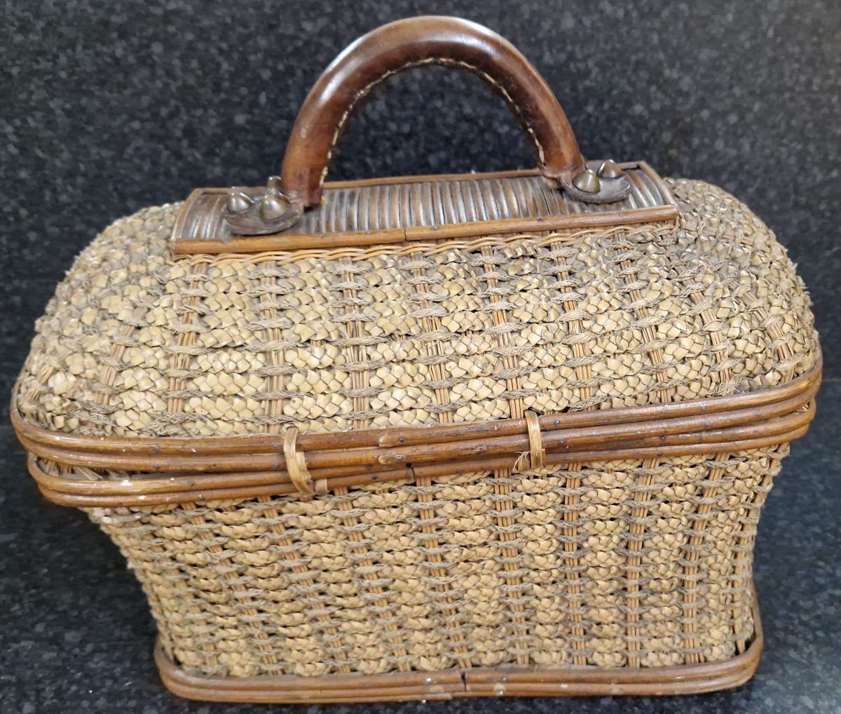 Wicker Lidded Basket Leather Metal Clasp & Handle Sewing Storage Antique - Image 3