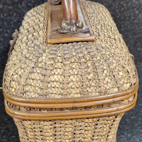 Wicker Lidded Basket Leather Metal Clasp & Handle Sewing Storage Antique - Image 4