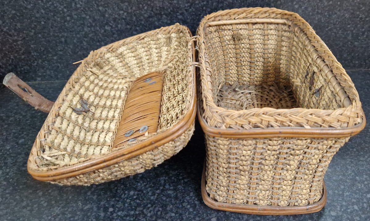 Wicker Lidded Basket Leather Metal Clasp & Handle Sewing Storage Antique - Image 5