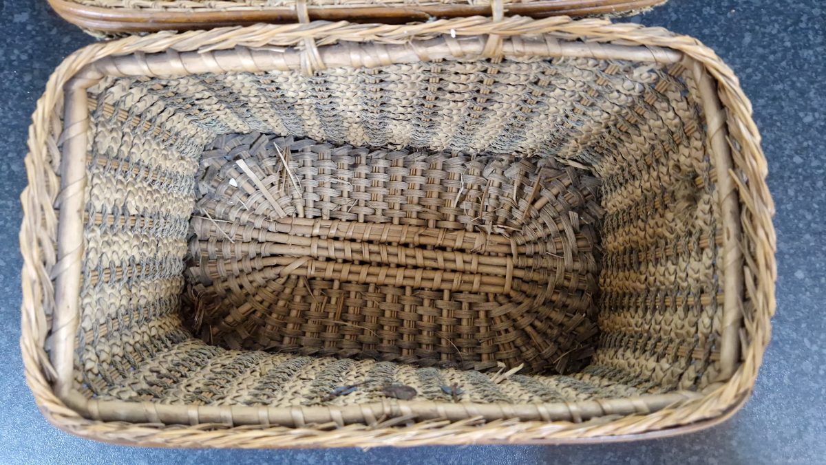 Wicker Lidded Basket Leather Metal Clasp & Handle Sewing Storage Antique - Image 7