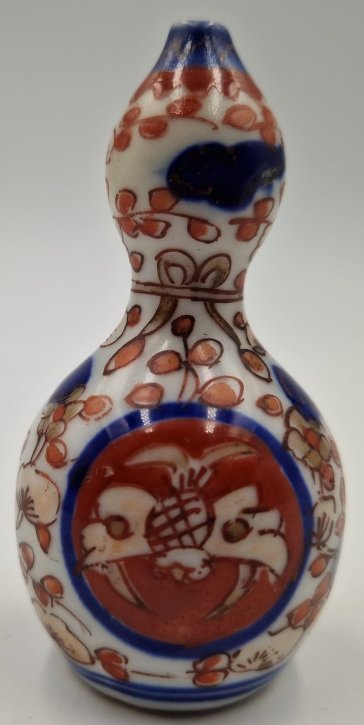 imari vase